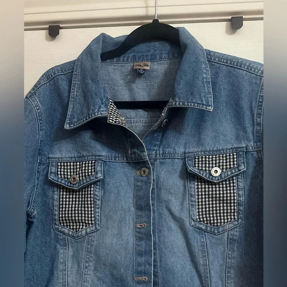Women's Denim Jean Jacket Cottagecore Classic Checkered Print. Size XL. - Picture 2 of 6